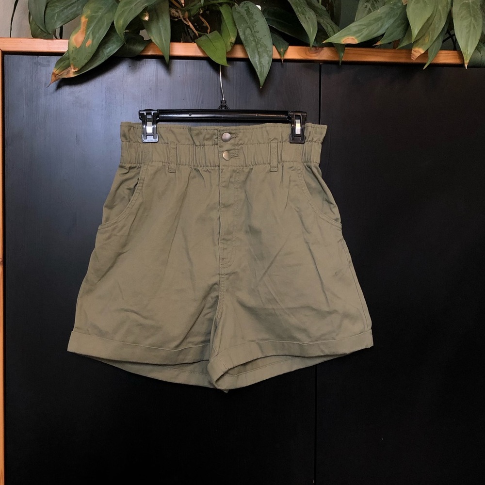 H&M Paperbag Shorts